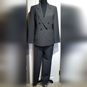 Tahari Double-breasted Pant Suit Ladies Size 8